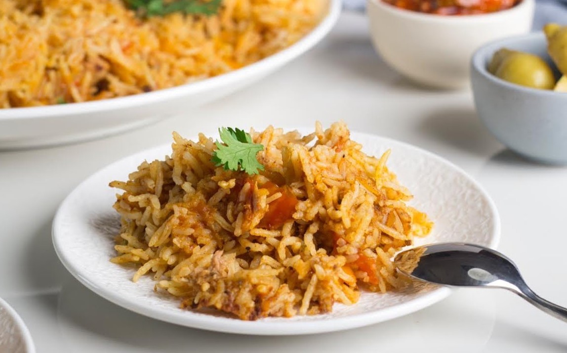 طريقة عمل كبسة التونة بالفرن لعزومات رمضان 2022 مجلة هي